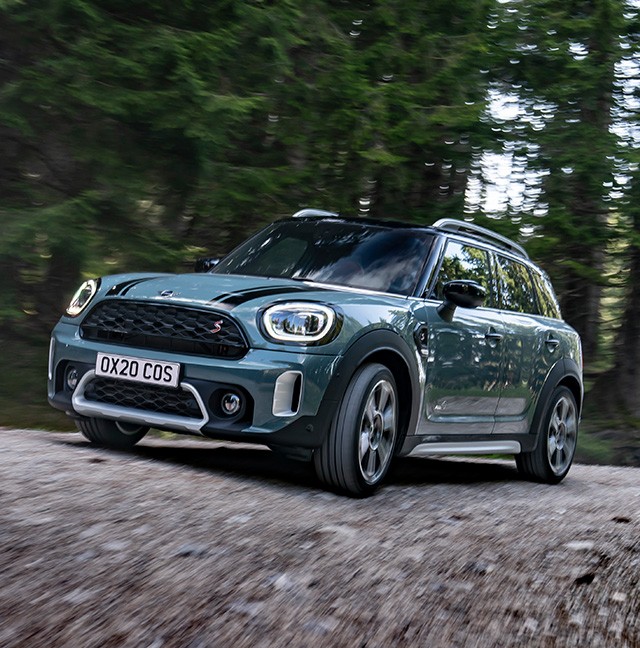 Automóvil de lujo deportivo MINI Countryman Carro deportivo con escape doble